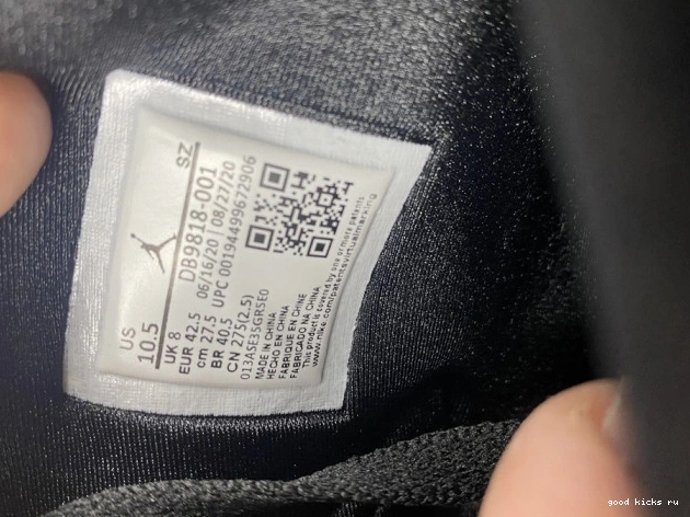(W) DB9818-001 Triple 6 Black Jordan Retro SD 0730